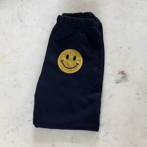 Adorable sweatpants for kids with gold smiley face print!!🤩💙⭐️